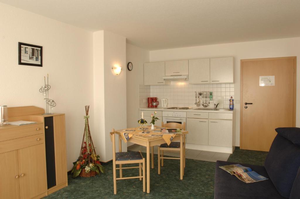 Garni Hotel Hof Zum アーハウス エクステリア 写真