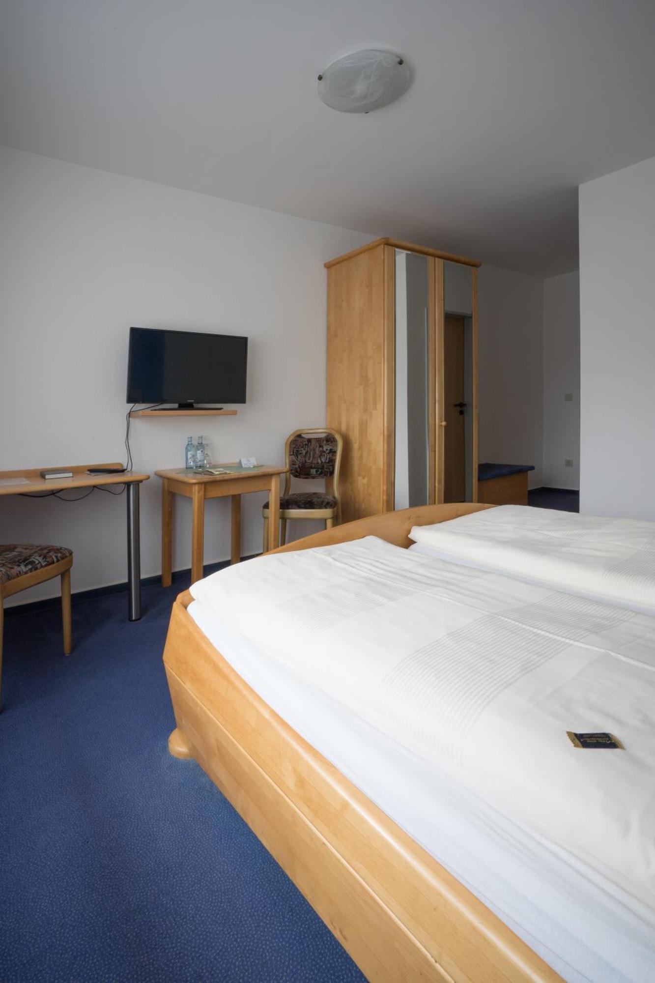 Garni Hotel Hof Zum アーハウス エクステリア 写真